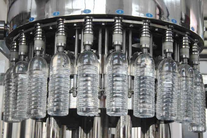 imbottigliatrice liquida pura automatica di 3-In-1 Monoblock per produzione del succo di frutta 5